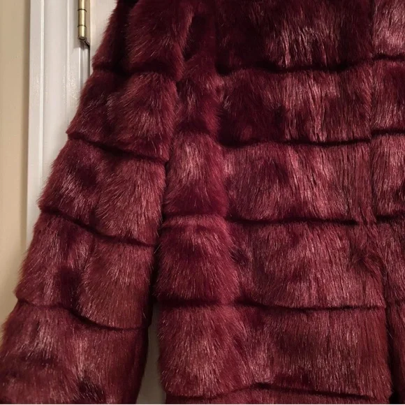 Mossimo Burgundy Faux Fur Long Coat - Picture 3 of 6